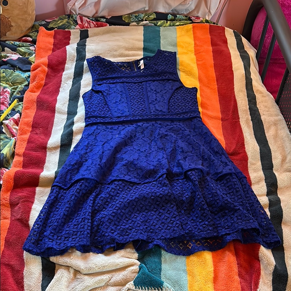 Elegant Blue Lace Dress